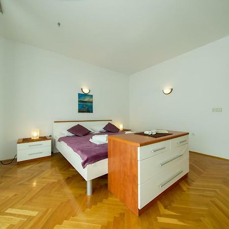 Apartments L&L 杜基拉特 外观 照片